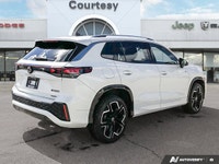 One Owner & Clean Carfax | Executive Driven and sourced from Volkswagen Canada! Courtesy Chrysler do... (image 5)
