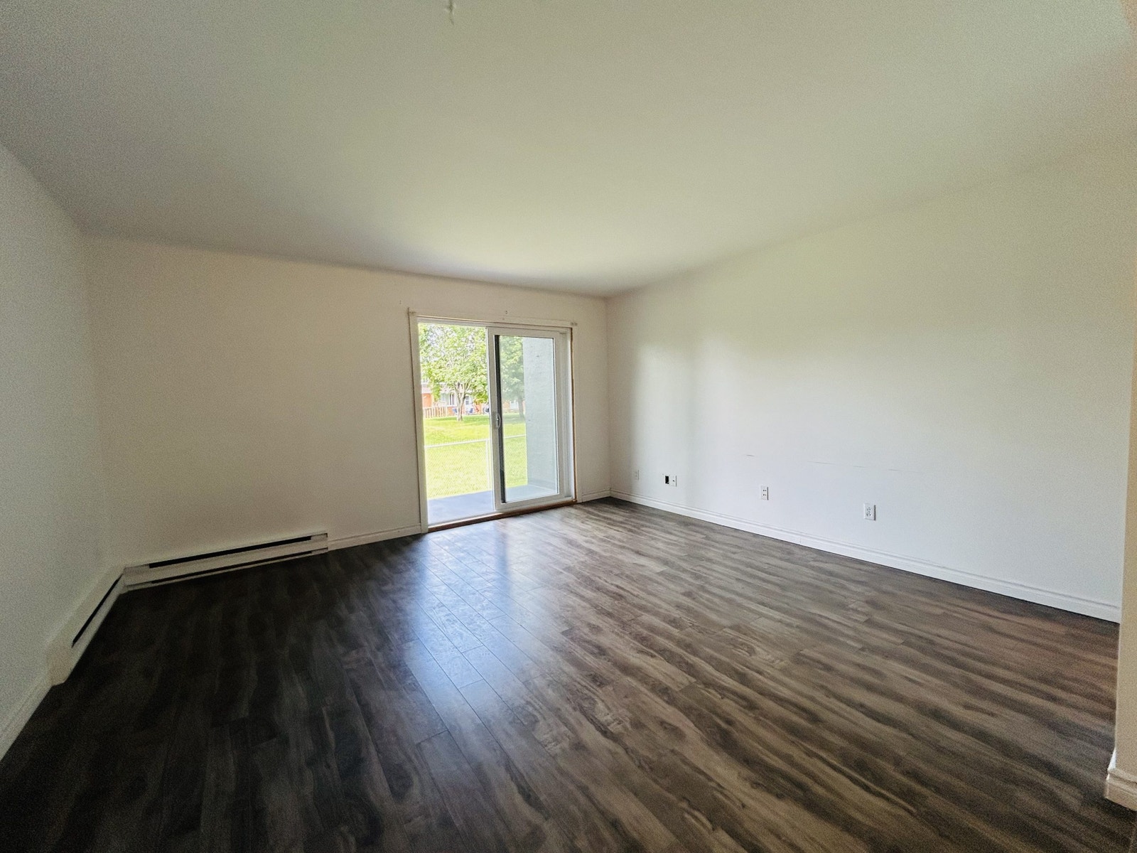 1017 Av. Duchesneau — photo 2