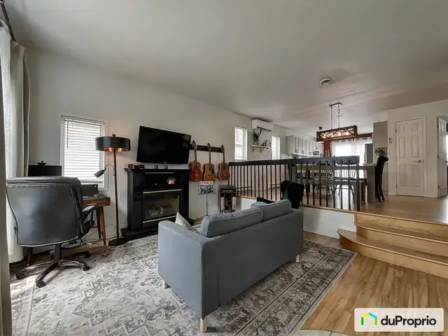 $549,900 - Bungalow for sale in Gatineau (Gatineau)63236186536451121