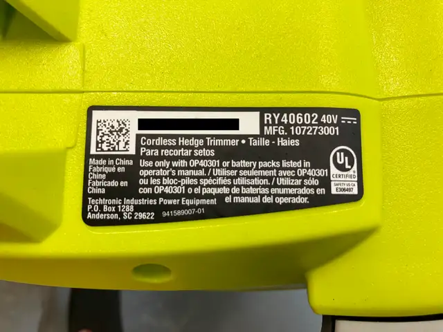 Ryobi Cordless Hedge Trimmer in Other in Oakville / Halton Region - Image 5