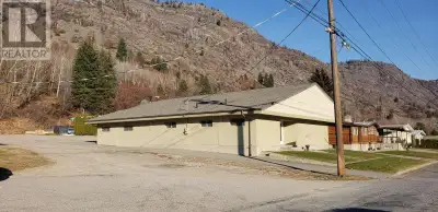THIS PROPERTY FOR SALE IS NICELY LOCATATED IN TRAIL AND IS READY FOR YOUR BUSINESS. THIS HIGH PROFIL...