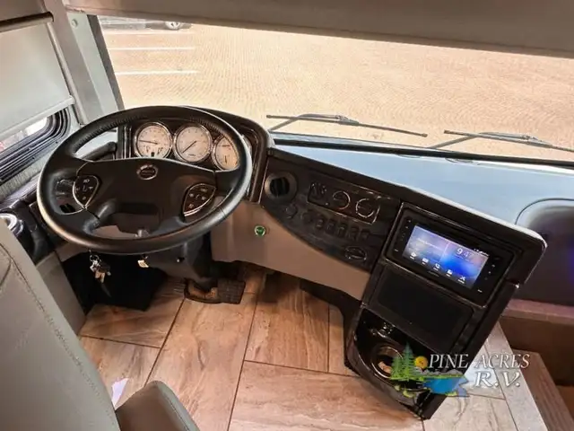 2019 Thor Motor Coach Tuscany 45MX only 020,049 Miles in RVs & Motorhomes in Moncton - Image 59