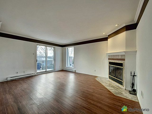 790 000 Quadruplex A Vendre A L Ile Bizard Sainte Genevieve Maisons A Vendre Ouest De L Ile Kijiji