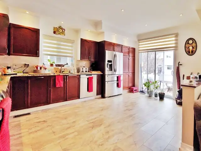 4 Bedroom + 2/House/Yard/For Rent/Ottawa in Long Term Rentals in Ottawa - Image 6