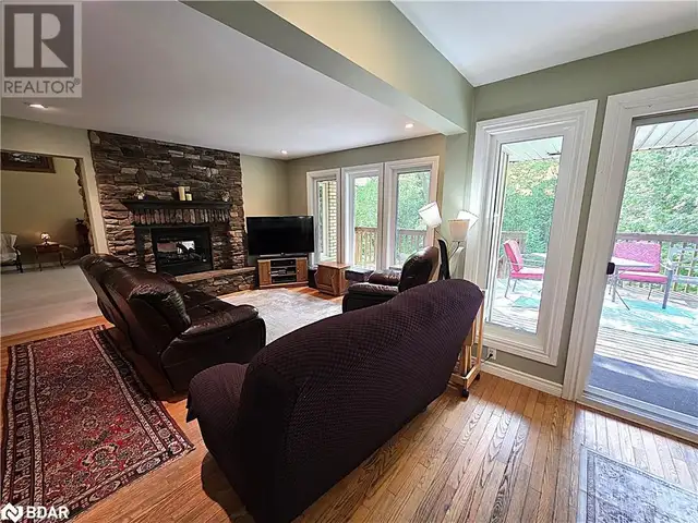 7190 93 Highway Tiny, Ontario63006664870145123