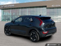 The advertised vehicle price is based on a promotional finance offer. Customers who purchase the veh... (image 2)