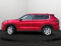 This Mitsubishi Outlander has a powerful Regular Unleaded I-4 2.5 L/152 engine powering this Variabl... (image 1)