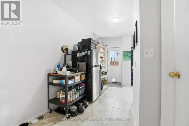 51 WELLINGTON STREET N Hamilton (Beasley), Ontario in Houses for Sale in Kitchener / Waterloo - Image 9