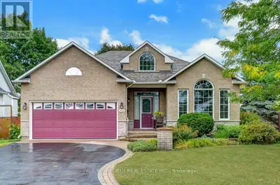 Welcome to 48 Greenhaven Crescent in Stittsville, a beautifully situated bungalow designed for comfo...