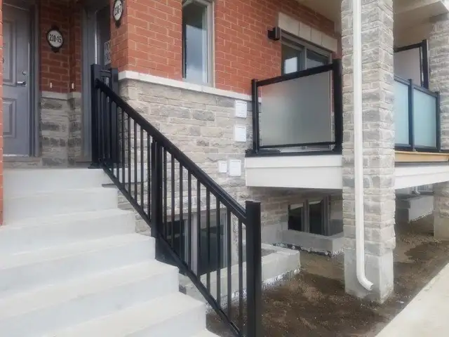 2-Bedrooms Townhouse For Rent - Brampton