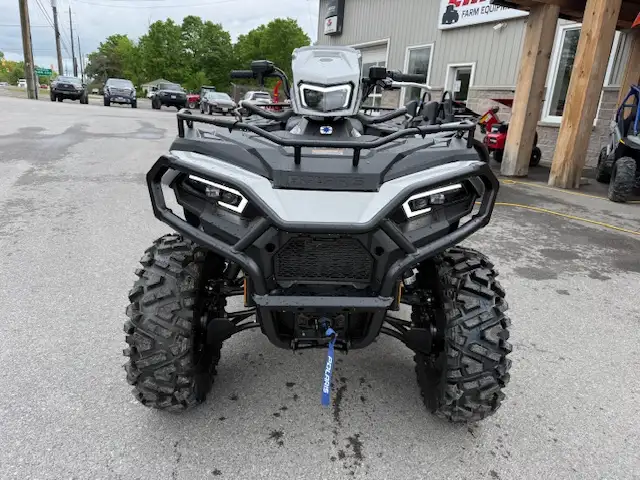2026 Polaris Sportsman Touring 570 Ultimate in ATVs in Ottawa - Image 3