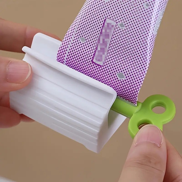 Toothpaste tube squeezer in Health & Special Needs in Mississauga / Peel Region - Image 5