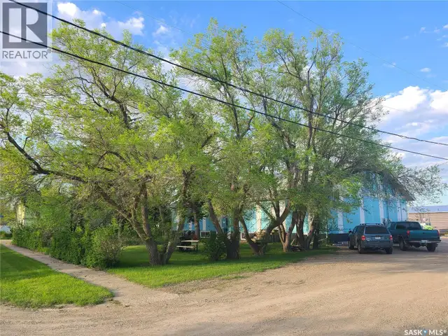 143 Aberdeen STREET Elbow, Saskatchewan in Commercial & Office Space for Sale in Moose Jaw - Image 4