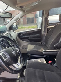 Brand new tires 3.6 V6 strong engine finished with a black paint job running boards towing go Seats... (image 2)