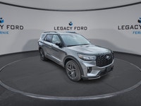 *Leather Seats, Second Row Heated Seats, 21 inch Aluminum Wheels, Premium Package!* Treat your famil... (image 2)