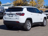 This Jeep Compass has a durable Intercooled Turbo Regular Unleaded I-4 2.0 L/122 engine powering thi... (image 7)