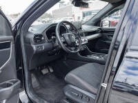 Discover bold capability and family-ready versatility with the 2024 Honda Pilot Sport AWD. Finished... (image 7)