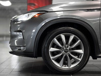 The 2021 INFINITI QX50 LUXE is a compelling compact luxury SUV that balances distinctive styling wit... (image 7)