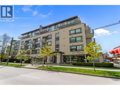 Welcome to "Livingstone", centrally located at Heart of Cambie corridor, a luxurious boutique style...