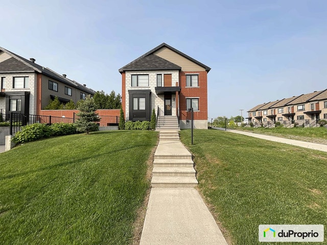$625,000 - Townhouse for sale in Boisbriand — photo 1