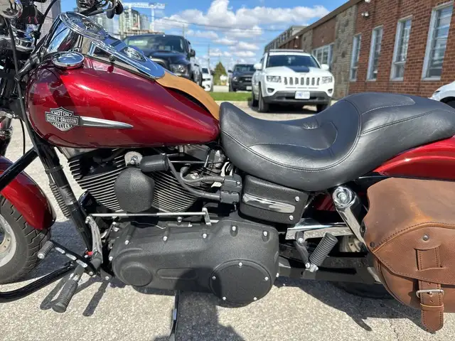 2009 Harley-Davidson Fat Bob ~ FAT BOB ~ 6-SPD ~ 96CU ~ BAGS ~ E in Street, Cruisers & Choppers in City of Toronto - Image 18