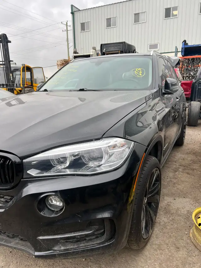 2015 BMW X5 for parts in Auto Body Parts in Calgary - Image 7