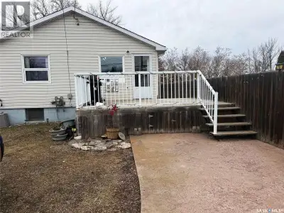 Welcome to 412 Main Street in the town of Hudson Bay, SK. This home has 3 bedrooms up and the start...