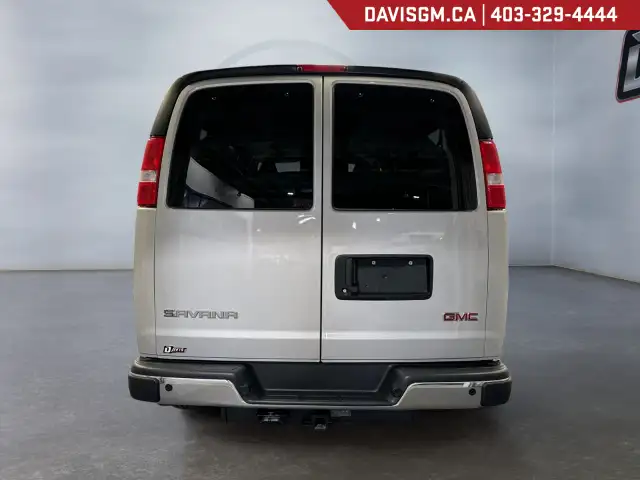 2025 GMC Savana Passenger LT RWD 3500 155&amp;quot; LT in Cars & Trucks in Lethbridge - Image 7