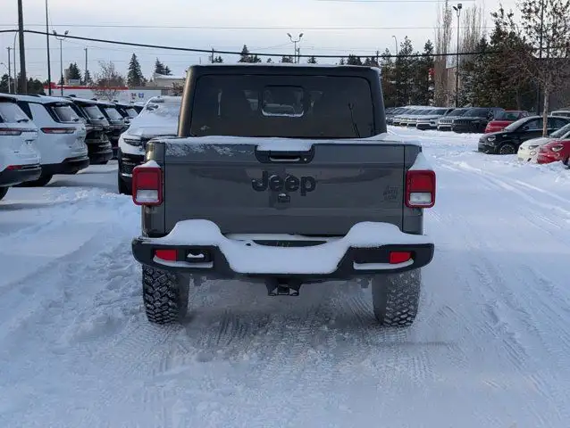 2026 Jeep Gladiator Willys in Cars & Trucks in Edmonton - Image 6