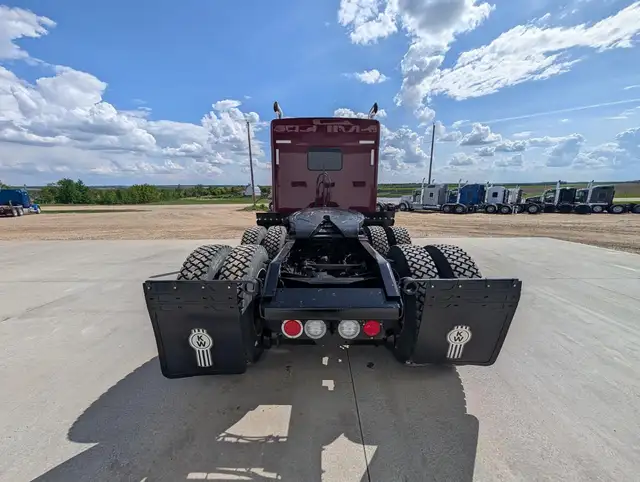 2020 KENWORTH W900L in Heavy Trucks in City of Montréal - Image 7