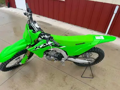 Welcome to Ride Collective - AB APPLY NOW: https://www.ridecollective.ca/get-pre-approved 2025 KAWAS...