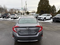 AUCUN DOSSIER DE DOMMAGE Ce Honda Civic est équipé de :Pneus été sur Mags et pneus hiver sur roues ,... (image 8)