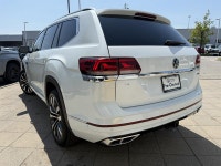 Humberview Volkswagen on the Queensway Get ready to experience the ultimate in luxury and performanc... (image 4)