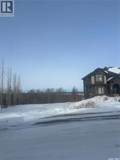 Great piece of land in a desirable neighborhood! Only a 30 second drive from Prince Albert, this are...