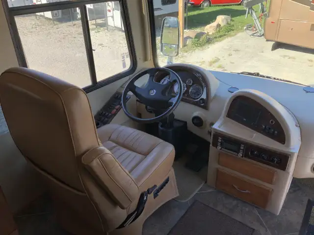 2011 Holiday Rambler Ambassador 36PFT in RVs & Motorhomes in Barrie - Image 34