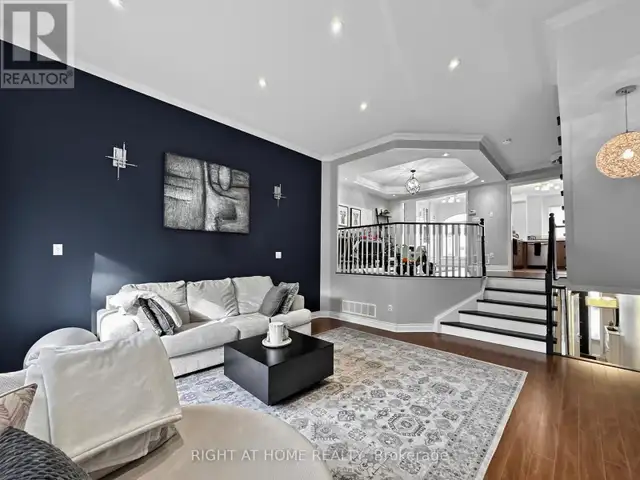 94 PROVINCIAL PLACE Brampton (Northgate), Ontario in Houses for Sale in City of Toronto - Image 8