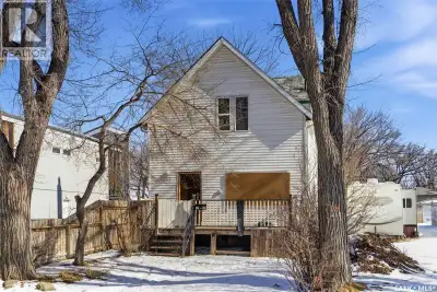 Located in the General Hospital neighbourhood, 1757 Montreal Street offers a solid opportunity for i...