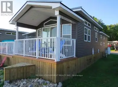 Welcome to your dream waterfront cottage at Sherkston Shores Park! This charming retreat offers thre...