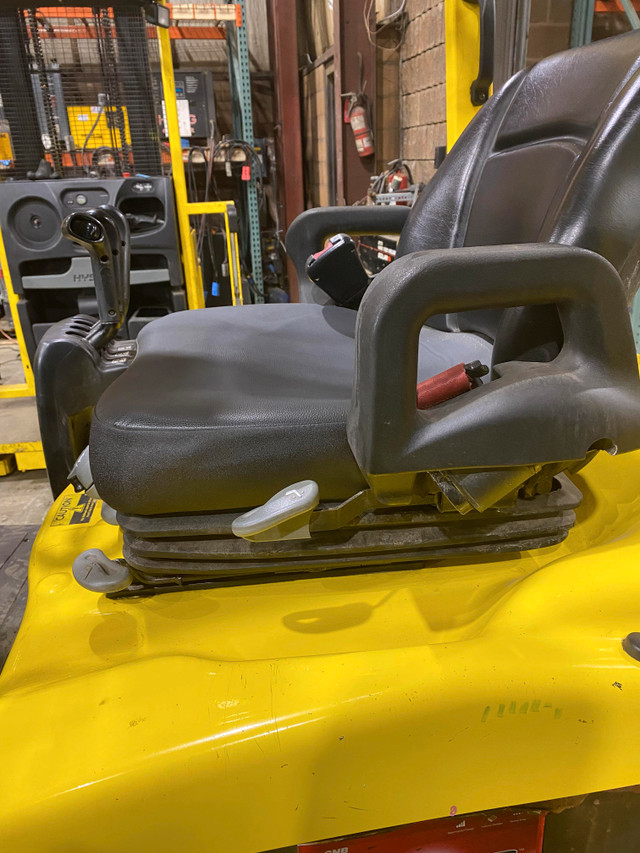 3 Hyster Forklifts for $29,995 Deal (LOW HOURS) in Heavy Equipment Parts & Accessories in Oakville / Halton Region - Image 4