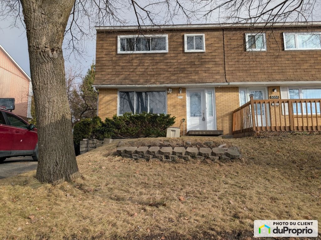 $535,000 - Semi-detached for sale in Longueuil (St-Hubert) — photo 1