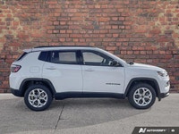 Only 23 Miles! This Jeep Compass has a dependable Intercooled Turbo Regular Unleaded I-4 2.0 L/122 e... (image 5)