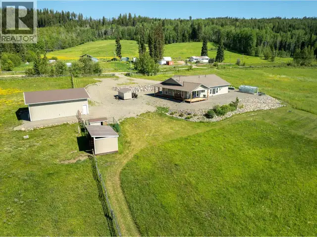 7155 GROSSETT ROAD Lone Butte, British Columbia in Houses for Sale in 100 Mile House - Image 4