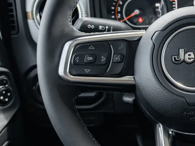 2026 Jeep Wrangler Sahara in Cars & Trucks in Barrie - Image 26