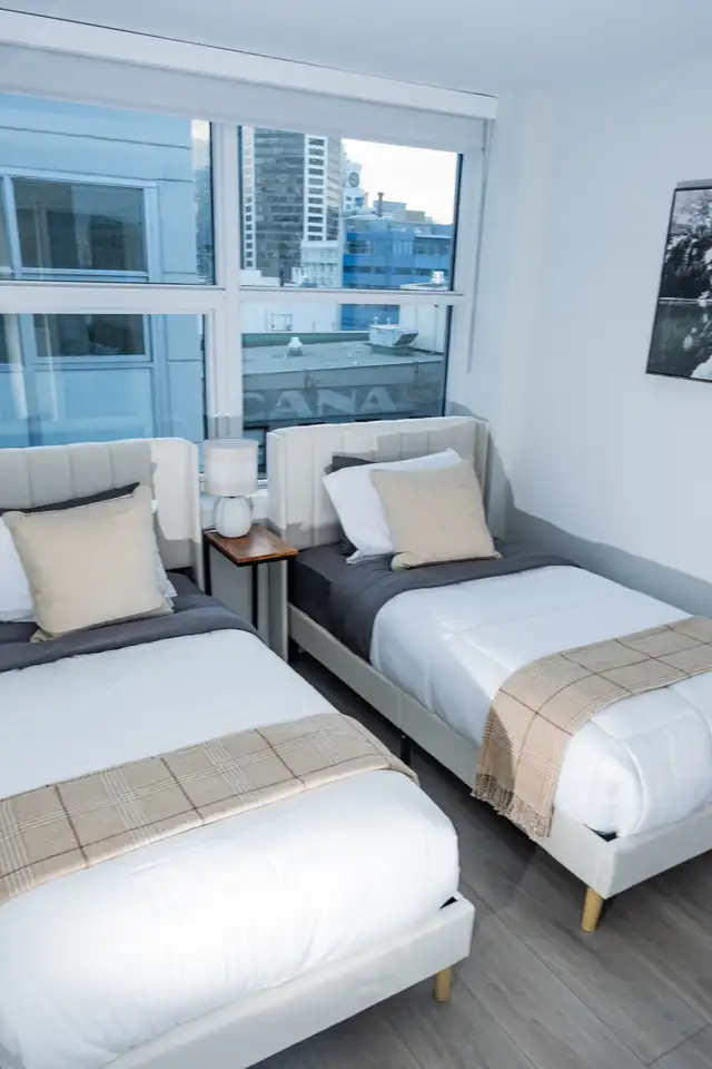 Long-term Rental Downtown Month to Month in Long Term Rentals in Vancouver - Image 8