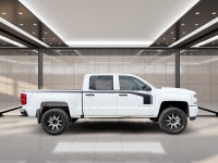2018 Chevrolet Silverado K1500 Custom Rugged, dependable, and built to handle whatever the day bring... (image 5)