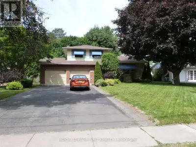 This 3 bedroom Tri-Level home welcomes you up the double asphalt driveway to a ground level concrete...