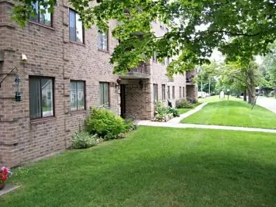 1 Bedroom Suite at Wellington Court in Fergus