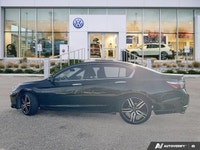 KBB.com Brand Image Awards. This Honda Accord Sedan delivers a Regular Unleaded I-4 2.4 L/144 engine... (image 1)