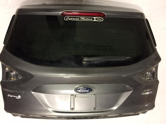 2013 2014 2015 2016 FORD ESCAPE TAILGATE LEFTGATE TRUNK LID GREY in Auto Body Parts in Mississauga / Peel Region - Image 2