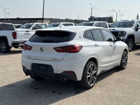 AMVIC Licensed Dealer * Panoramic Sunroof * Heated Front Leather Seats * HD Rear Vision Camera * Mem... (image 8)